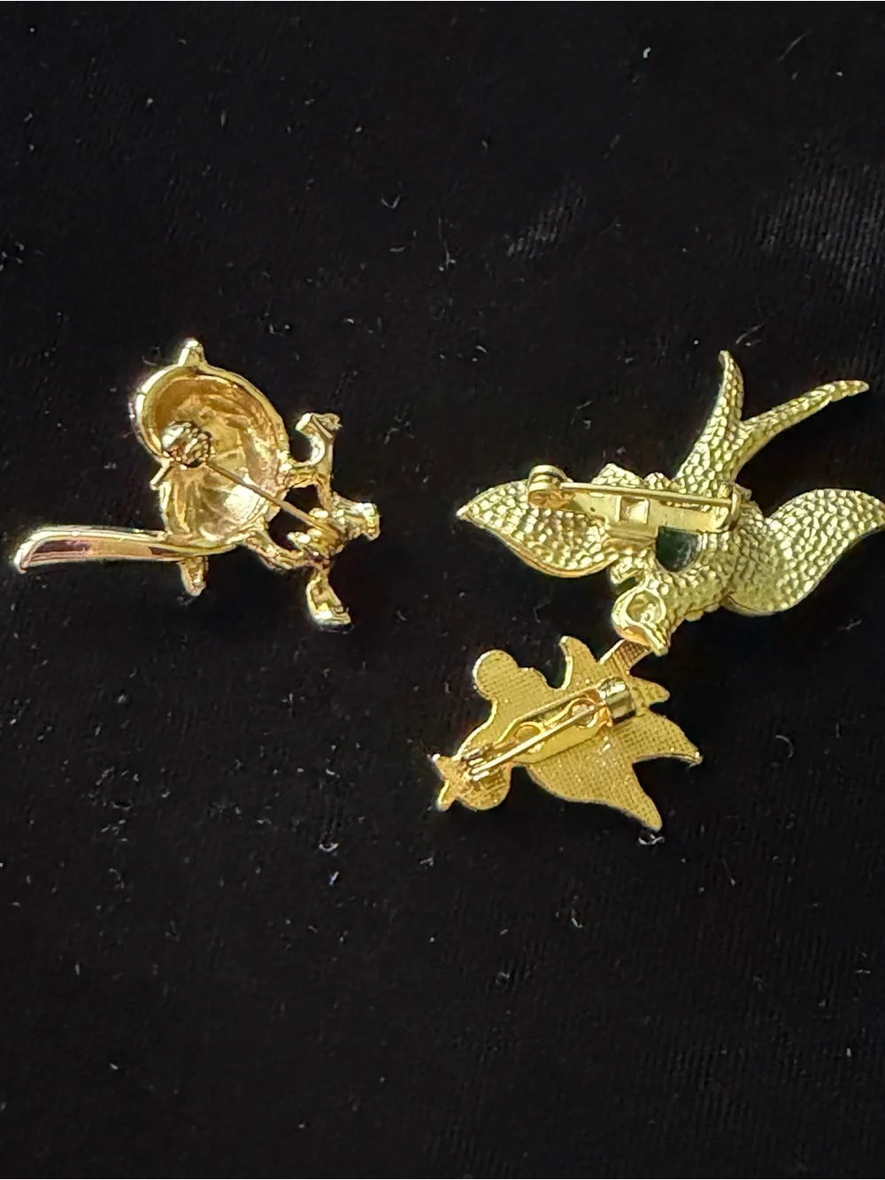 Vintage Gold Tone Bird Brooch Lot - Plique a Jour Hummingbird + Enamel Songbirds